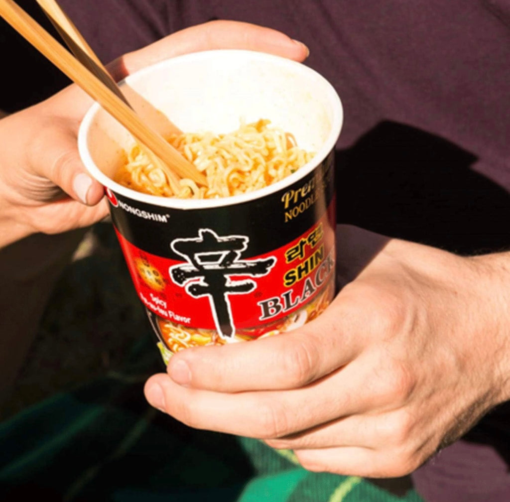 K Beautie: Shin Ramyun Black Bone broth - Snacks - K Beautie